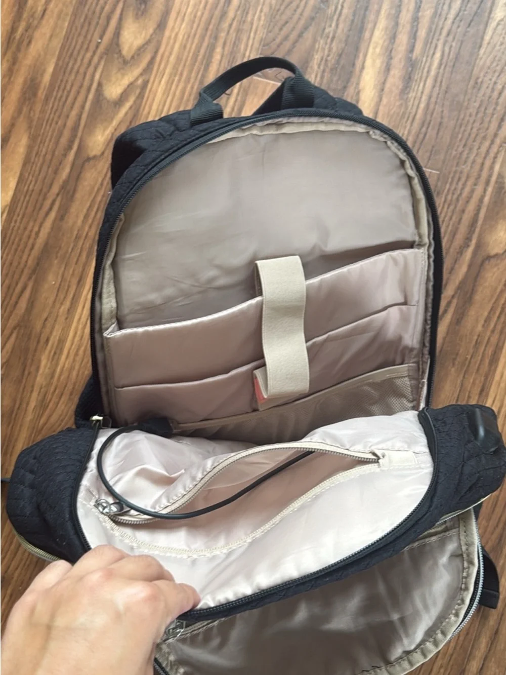 Bagsmart stylish quilted